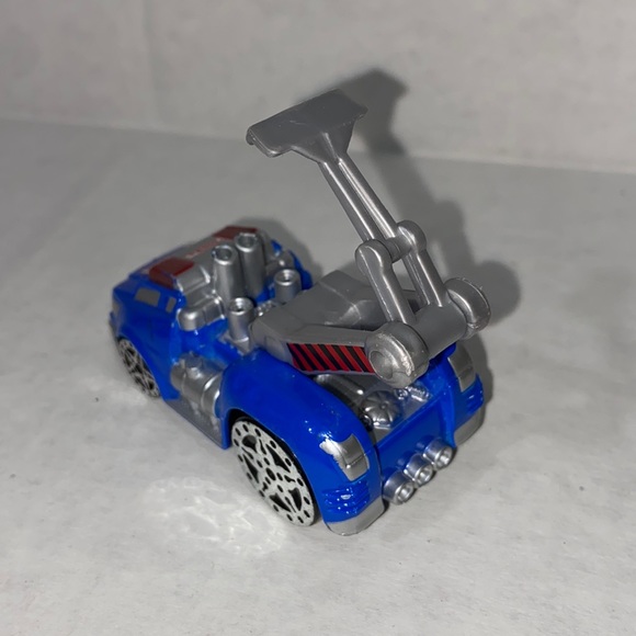 Lot of 3 Tonka Emergency Vehicles Fire Truck Tow Truck & Ambulance - Picture 10 of 11